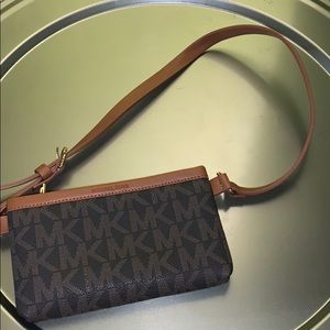 MICHEAL KORS MINI BAG